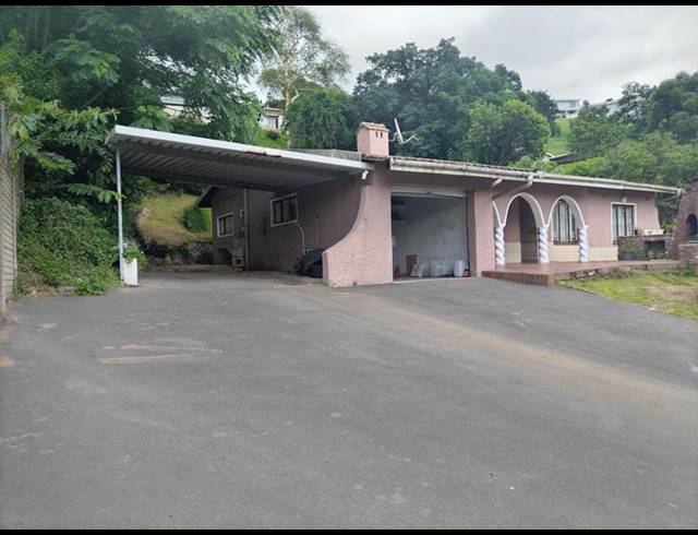 3 BEDROOM HOUSE FOR SALE IN MOSELEY